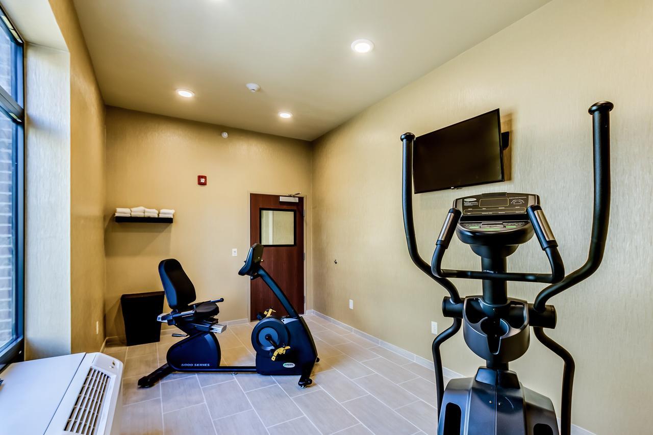 Cobblestone Inn & Suites - Waverly Dış mekan fotoğraf